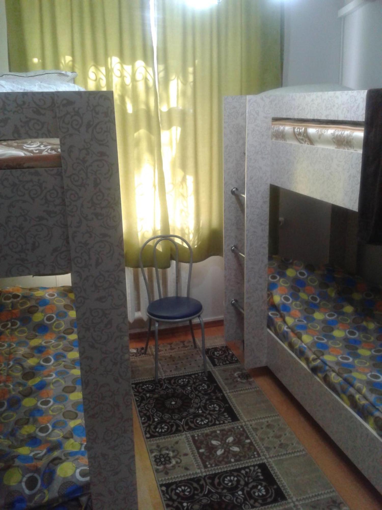 Hostel64 Almaty Esterno foto