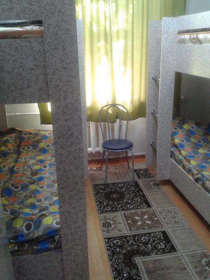 Hostel64 Almaty Esterno foto
